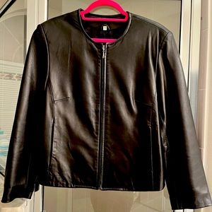 Field Manor Ladies Black 100% Leather Zip-Up Jacket